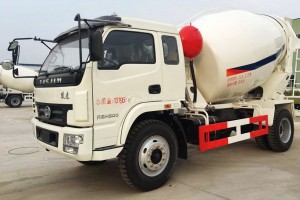 跃进国三7方搅拌车