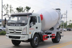 跃进国五7方搅拌车